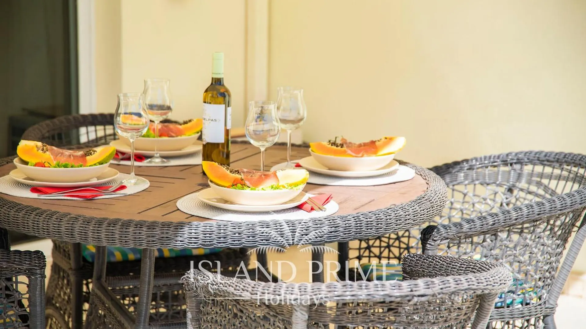 Apartment 3X Bedroom With Heated Pool Holiday Og101 San Miguel de Abona
